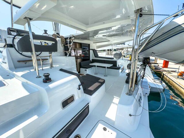 Lagoon 42 Millenium Zoe